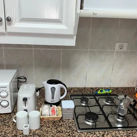 Comfort Aire Conditioner In Shared In Playa Vistas Cristianos Habitaciones, Stanza *