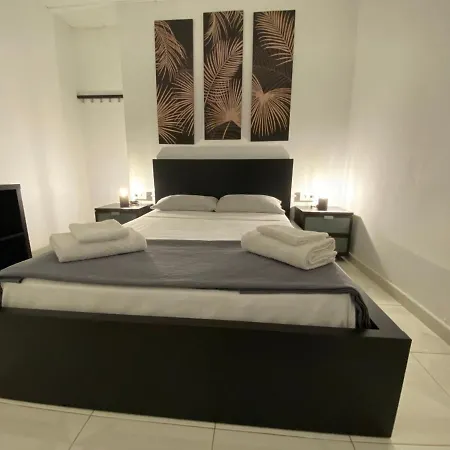 Comfort Aire Conditioner In Shared In Playa Vistas Cristianos Habitaciones, Stanza * Arona (Tenerife)