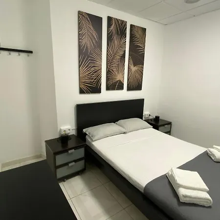 Comfort Aire Conditioner In Shared In Playa Vistas Cristianos Habitaciones, Stanza Pensión Arona (Tenerife)