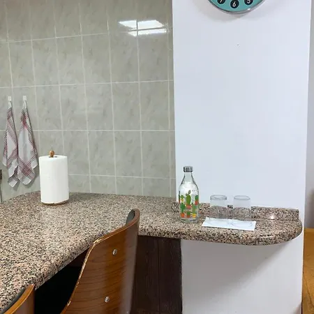 Comfort Aire Conditioner In Shared In Playa Vistas Cristianos Habitaciones, Stanza Gasthof Arona (Tenerife)